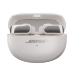 אוזניות Bose Ultra Open Earbuds בצבע לבן עם חווית שמע בלתי מתפשרת ונוחות לאורך כל היום